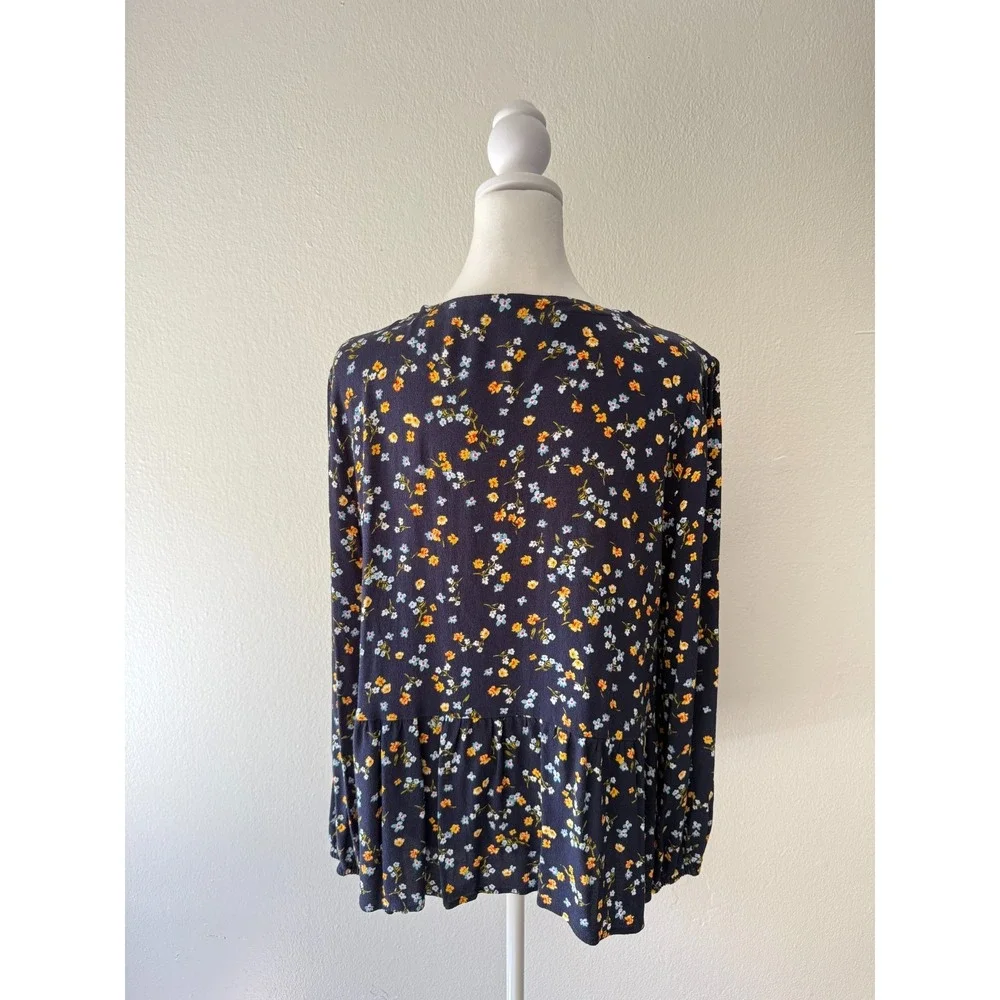 LOFT Women's L Navy Floral Print Faux Wrap V-Neck Long Sleeve Peplum Hem‎ Blouse - Picture 4 of 10